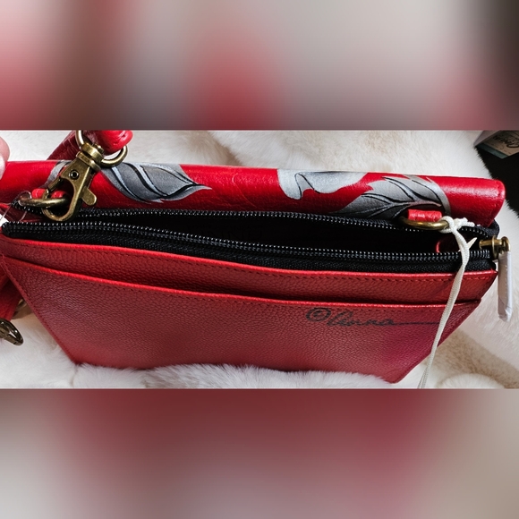 Anna By  Anuschka Hand painted leather Four in one crossbody Color Red
